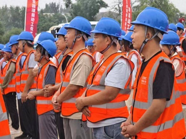 启运配资 朝阳王四营新能源科技产业园正式开工建设